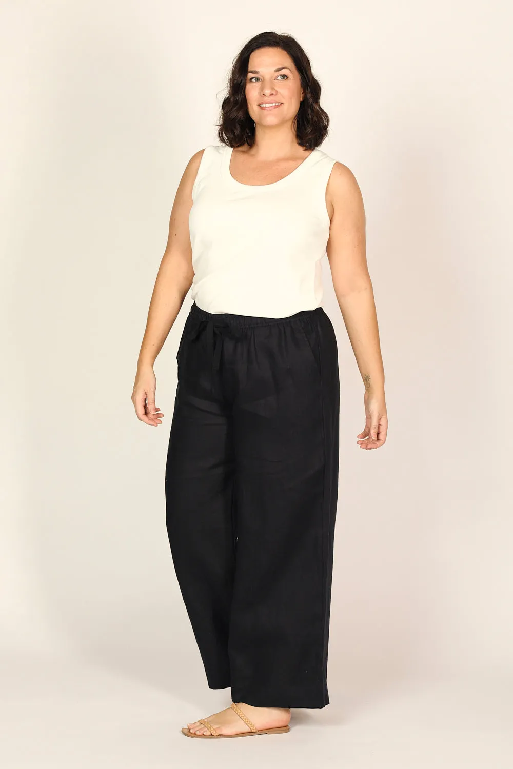 Breezy Relaxed Linen Pant in Black