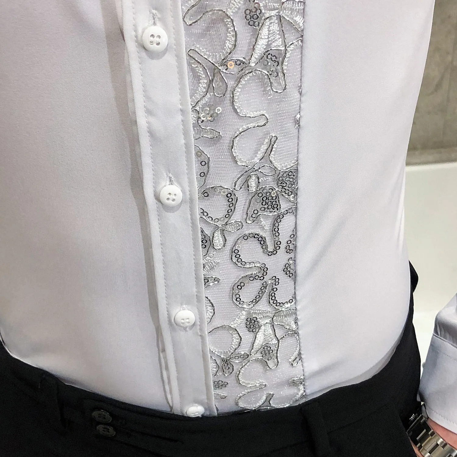 Elegant Flower Embossed Pattern Long Sleeve Shirt