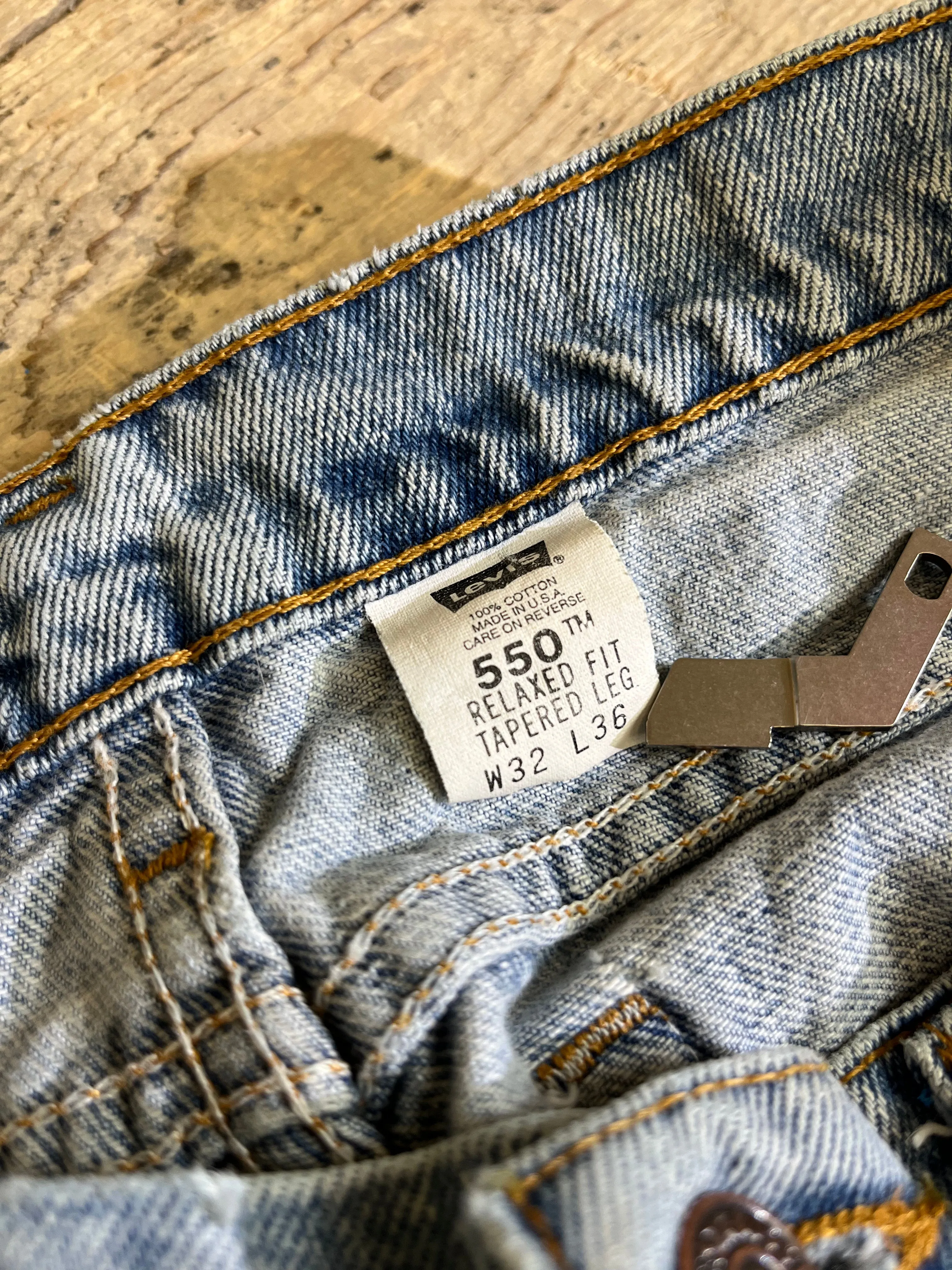 Rare 1980s-1990s 550 Light-Wash Denim Jeans by LEVI'S