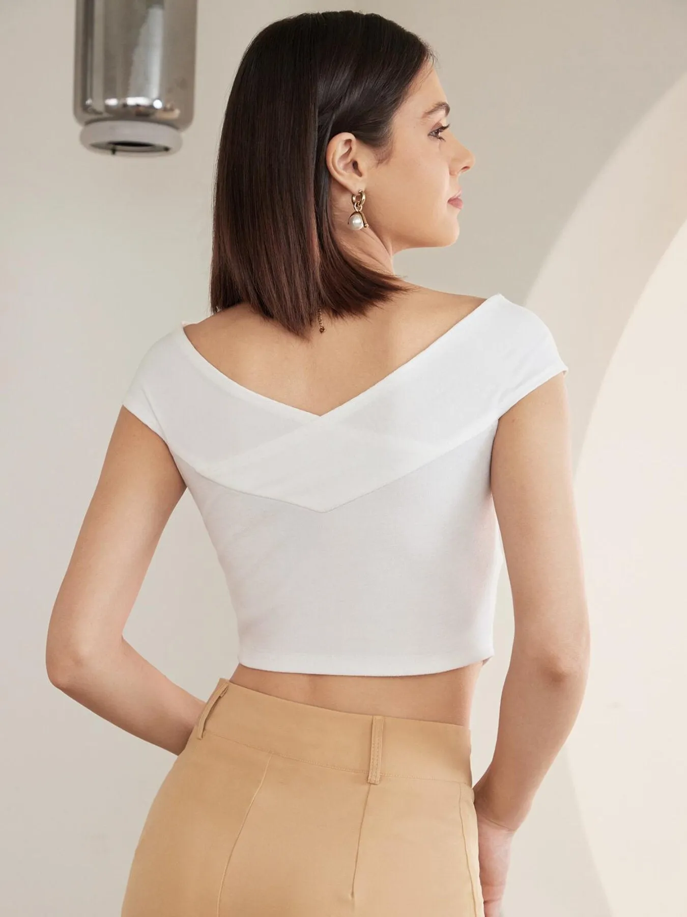 Ruched Twist V Neck Crop Top