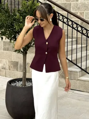 Womens  Stylish V-Neck Slim Knitted Sleeveless Sweater Vest